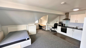 101, Earlsdon Park Retirement Village, Albany Road, Coventry CV5 6LF