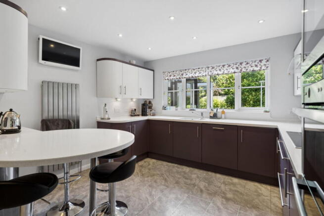 Mountview, Northwood, HA6 3NZ photo 4