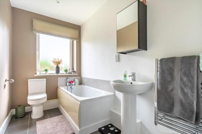 2 bed Apartment for sale Image 10