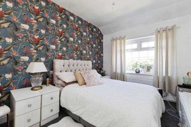 3 bed Semi-Detached for sale Image 11