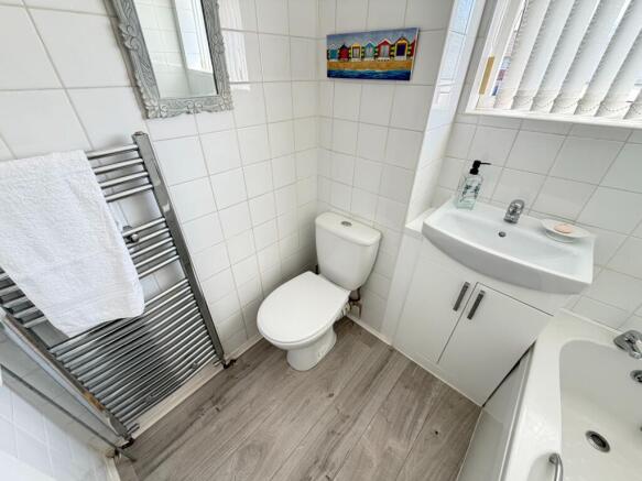 2 bed Terraced for sale Image 12