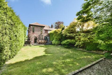 Manchester Road, Knutsford, WA16