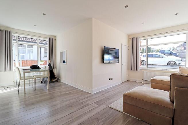 Living / Dining Room
