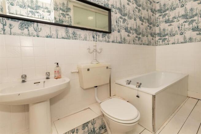 18 bower Vale (9).jpg