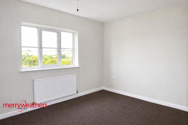 2 bed Town House for sale Image 7