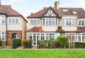 19, The Gardens, Harrow HA1 4HE