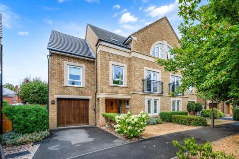 Glanville Way, Epsom