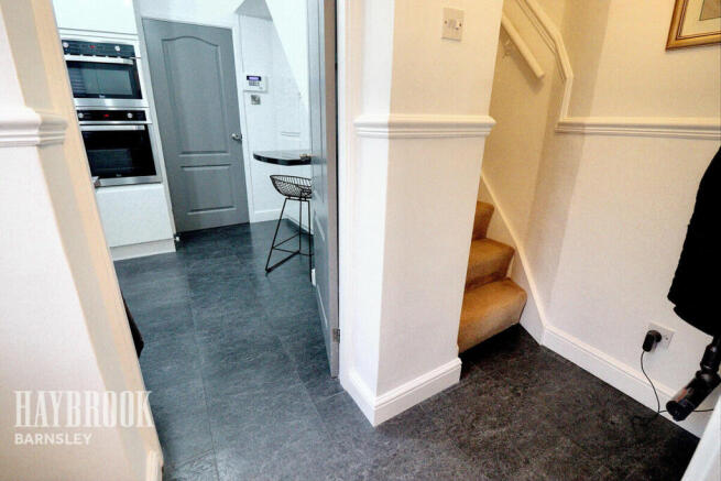 3 bed Terraced for sale Image 8