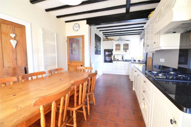 Kitchen/Breakfast