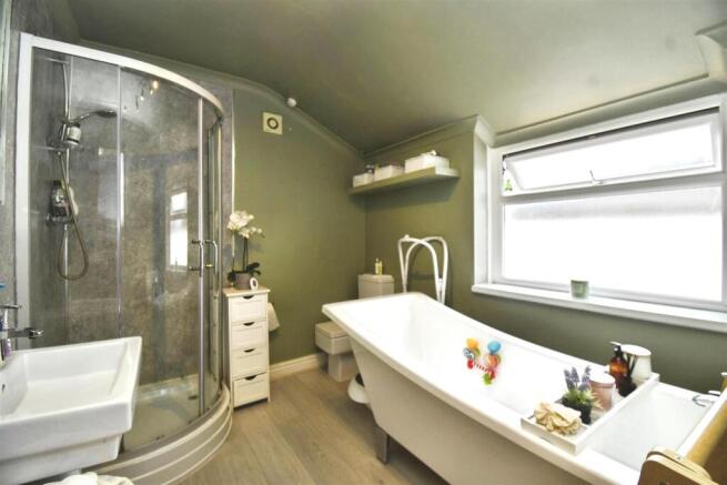 3 bed End of Terrace for sale Image 5