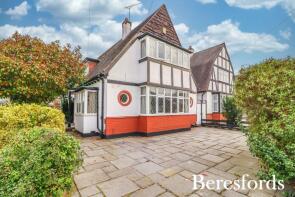 15, Meadow Way, Upminster RM14 3AB
