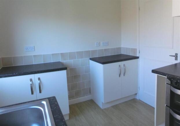 kitchen2.jpg