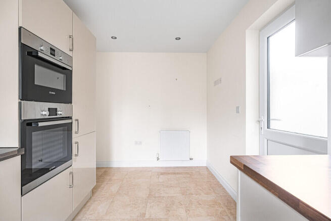 Kitchen (2)
