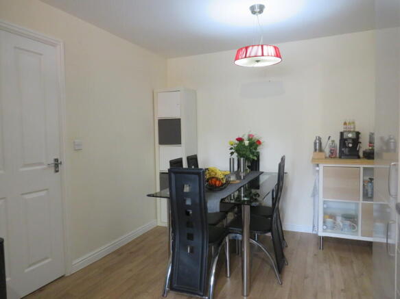 3 Kitchen diner