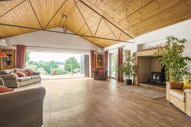 Bramley Barn, Cuttle Mill Lane, Paulerspury (18).J