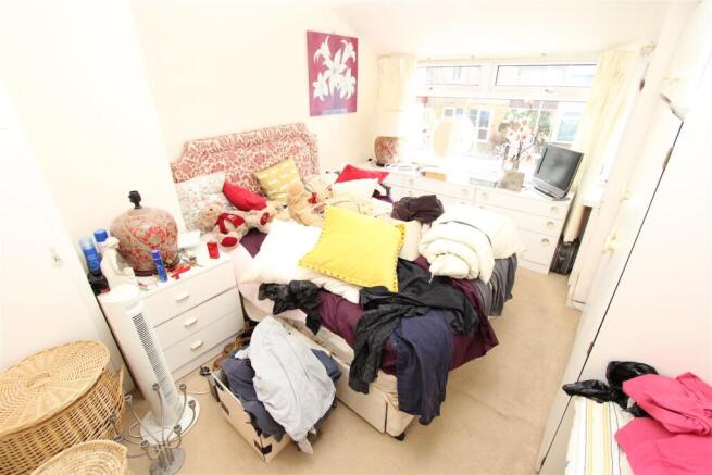 3 bed Town House for sale Image 7