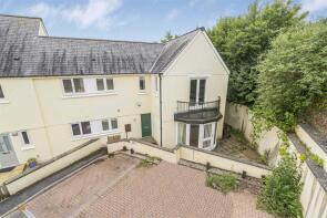 8, Grove Mews, Totnes TQ9 5GT