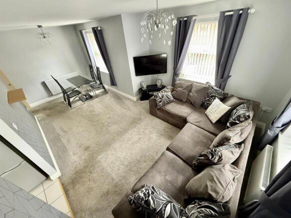SD76 Lounge2.jpg