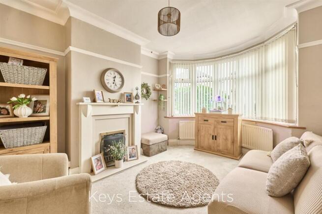 FRONT RECEPTION (Incl Bay)