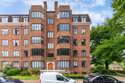 Glenalmond House,
Manor Fields, SW15