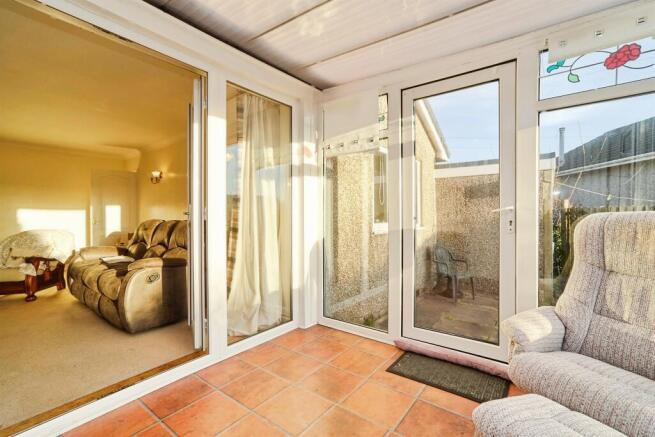 2 bed Detached Bungalow for sale Image 8