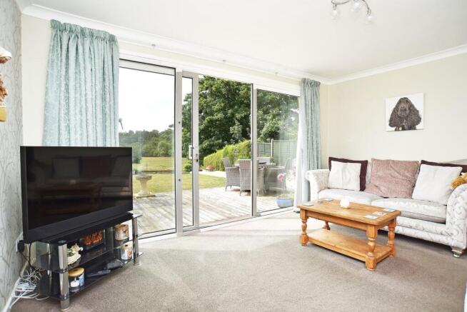 3 bed Link Detached House for sale Image 7
