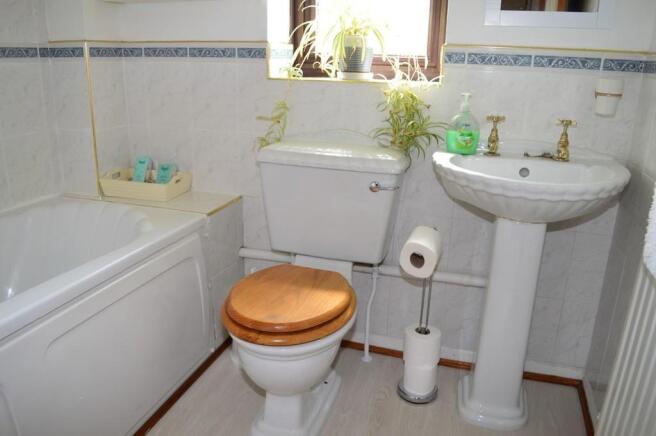 Photo 10