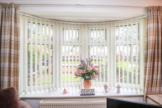 Poplars Avenue, Warrington photo 5