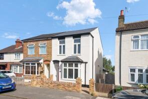 6a, Park Road, Ashford TW15 1EY