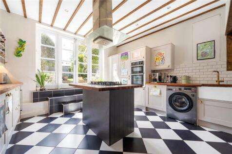 Crebor Street, East Dulwich, London, SE22