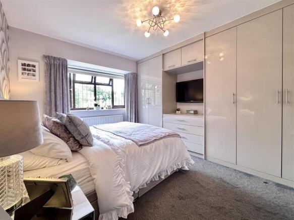 3 bed Detached for sale Image 12