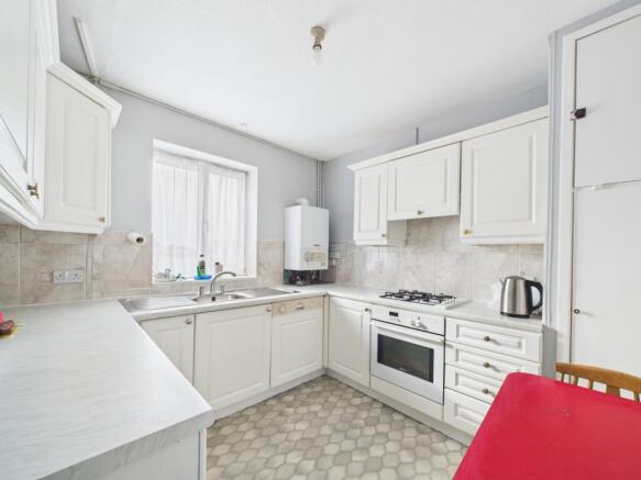 CAM03750G0-PR0077-STILL011