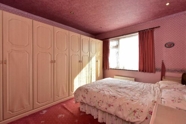 BED 2 (BACK)