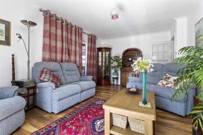 Windermere Crescent, 1-025.JPG