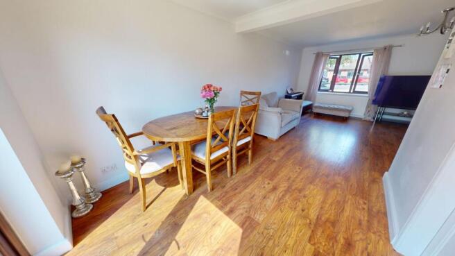 3 bed Detached for sale Image 5