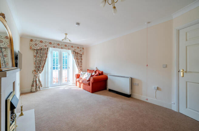 1358560-9-68da833...