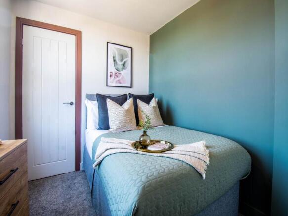 2 Highfield Crescent