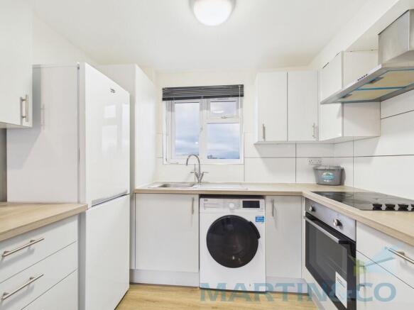 CAM01059G0-PR0328...