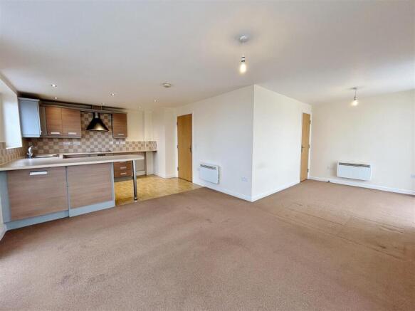 Open Plan Living/Kitchen/Dining Area