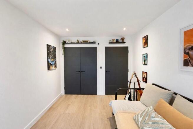 WhatsApp Image 2025-12-26 at 20.55.10 (2).jpeg