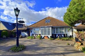 Brixham, Old Drove, Eastbourne BN23 8AH