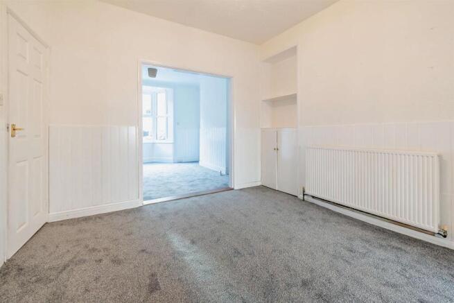 4 bed Terraced for sale Image 6