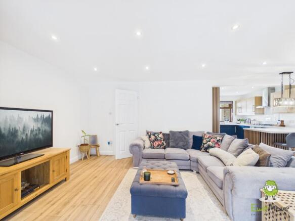 EweMove Estate Agents Basingstoke - Sibelius Close