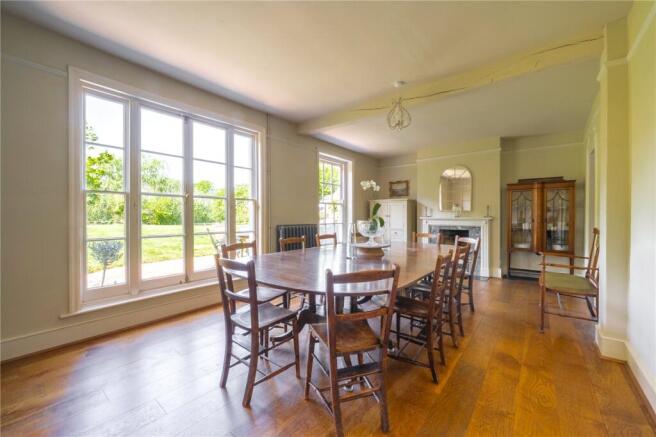 17 Dining Room