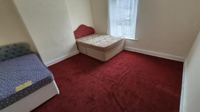 1 bed House Share to rent Image 4