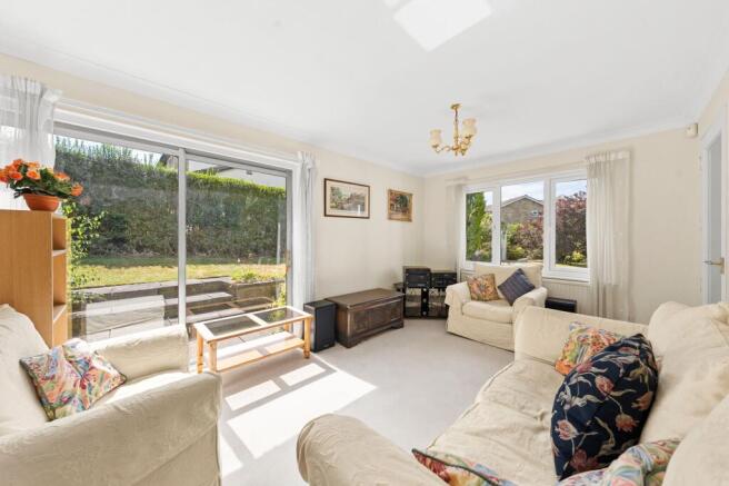 4 bed Detached Bungalow for sale Image 8