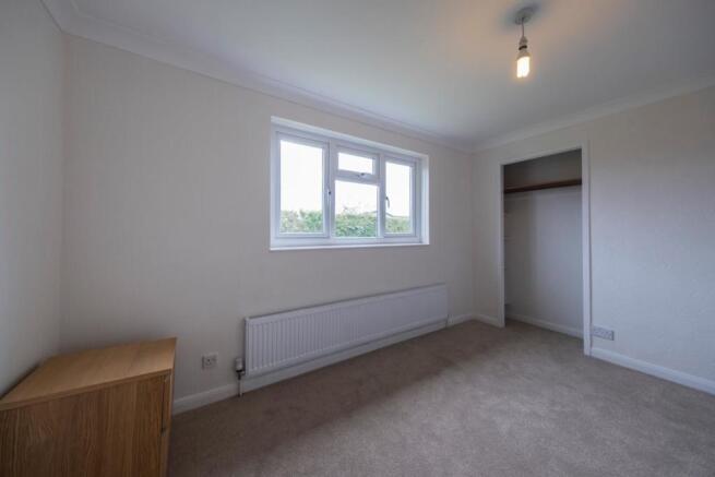 16 St Peters Drive-014.JPG