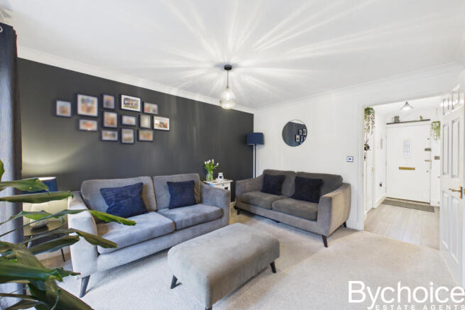 CAM05454G0-PR0112-STILL005