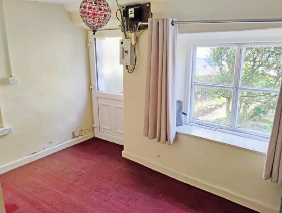 3 bed Detached for sale Image 8