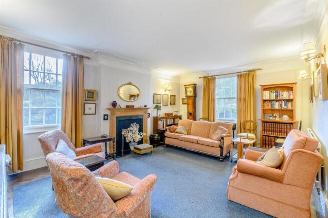 8492652-Interior01.jpg